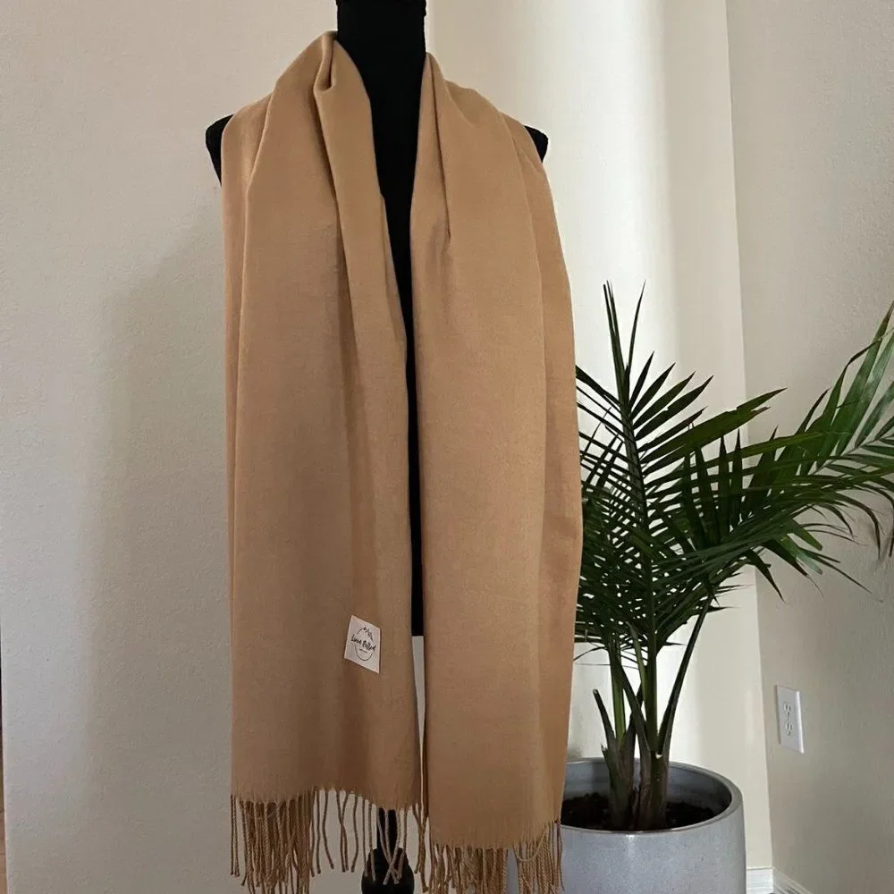 Soft warm scarf made of a mixture of acrylic and cashmere condition new …